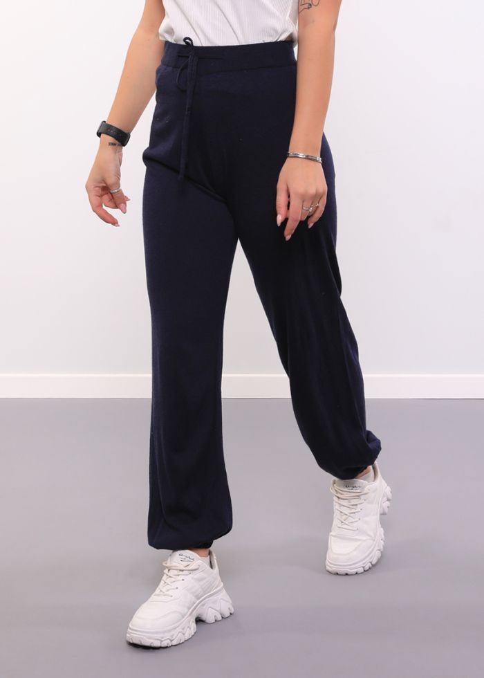 Basic loose-fitting Knitted Women's Trousers