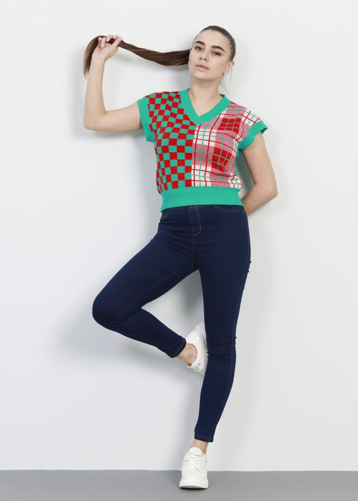 Women Color-Block Plaid Knitted Design Vest